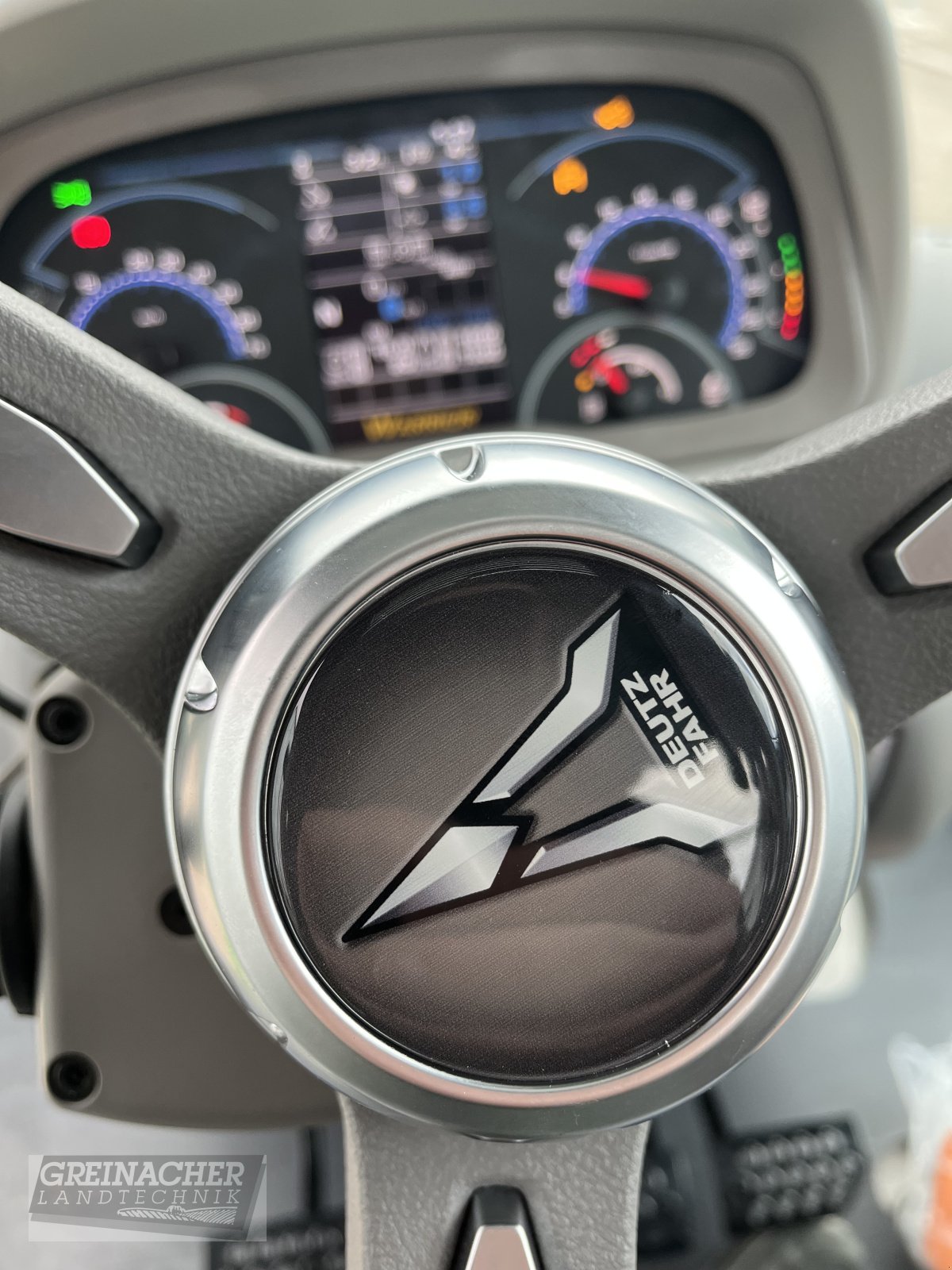 Traktor des Typs Deutz-Fahr Agrotron 8280 TTV, Neumaschine in Pfullendorf (Bild 17)