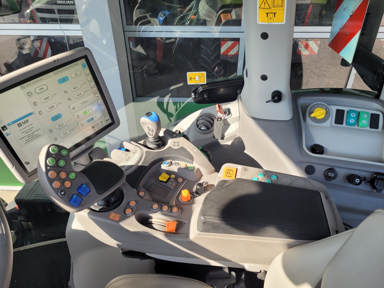 Traktor typu Deutz-Fahr Agrotron 8280 TTV, Gebrauchtmaschine v Goldburghausen (Obrázek 2)