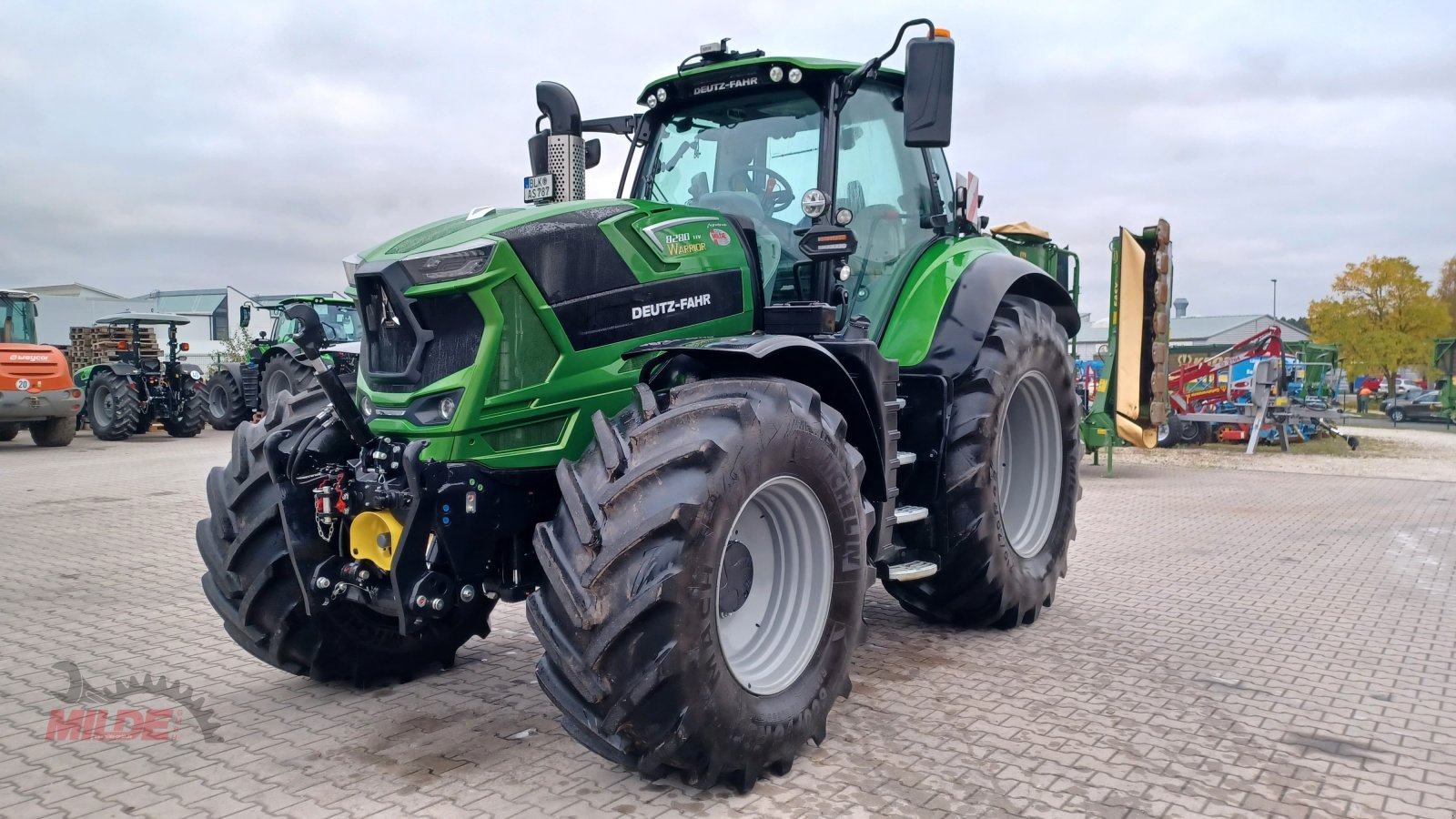Traktor des Typs Deutz-Fahr Agrotron 8280 TTV, Gebrauchtmaschine in Creußen (Bild 1)