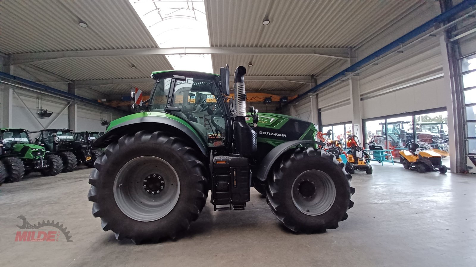 Traktor des Typs Deutz-Fahr Agrotron 8280 TTV, Gebrauchtmaschine in Creußen (Bild 2)