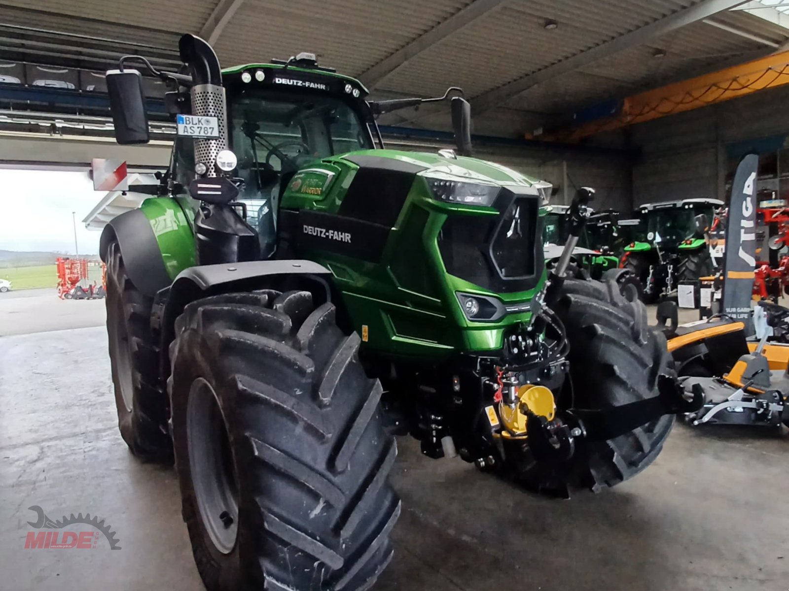 Traktor des Typs Deutz-Fahr Agrotron 8280 TTV, Gebrauchtmaschine in Creußen (Bild 4)