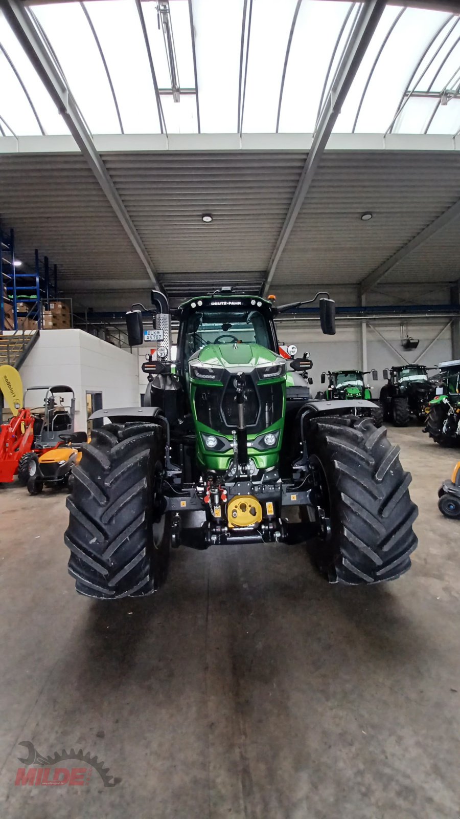 Traktor des Typs Deutz-Fahr Agrotron 8280 TTV, Gebrauchtmaschine in Creußen (Bild 5)