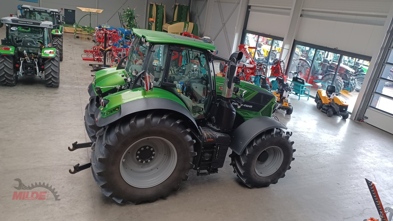 Traktor des Typs Deutz-Fahr Agrotron 8280 TTV, Gebrauchtmaschine in Creußen (Bild 9)