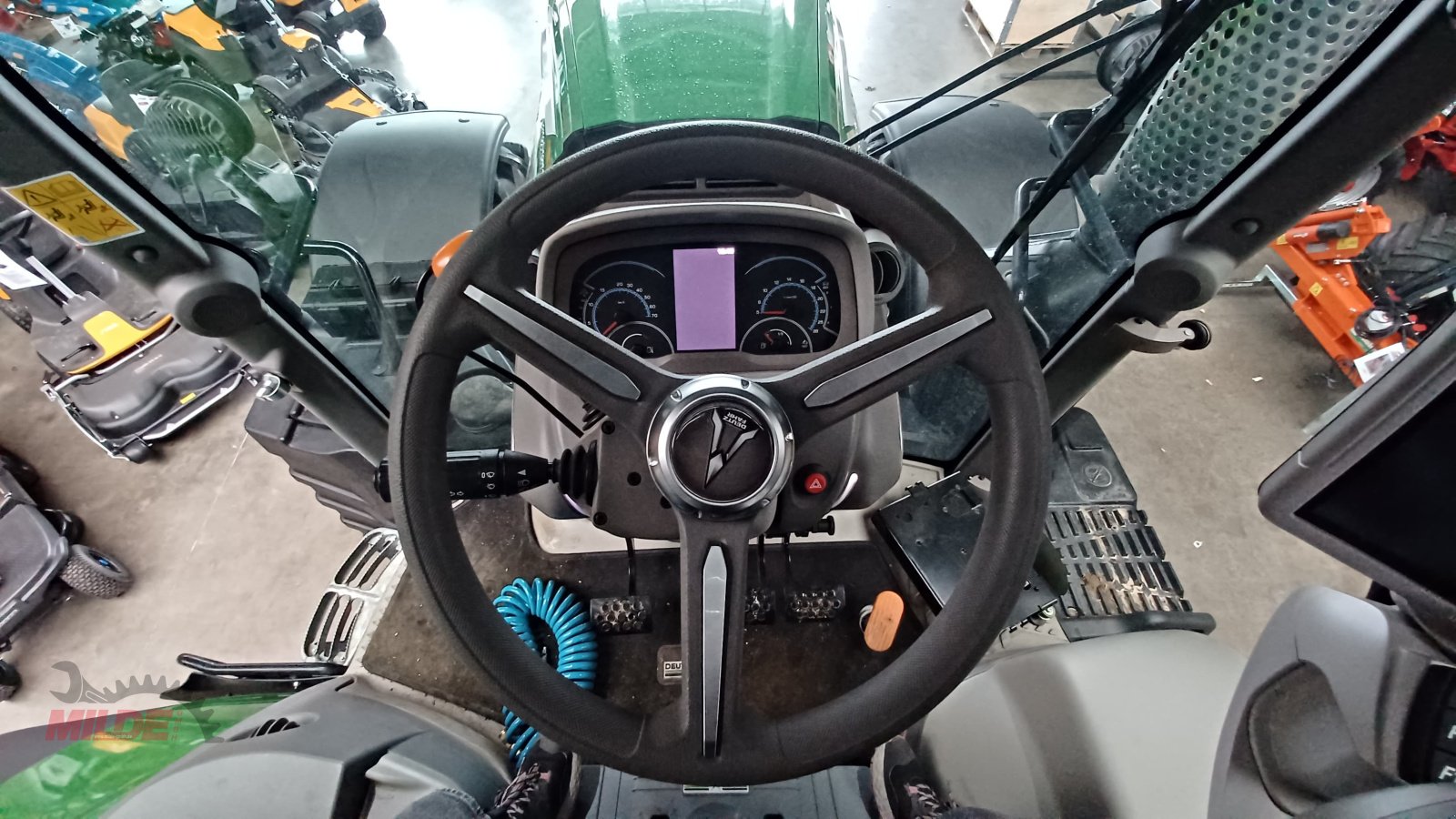 Traktor des Typs Deutz-Fahr Agrotron 8280 TTV, Gebrauchtmaschine in Creußen (Bild 10)