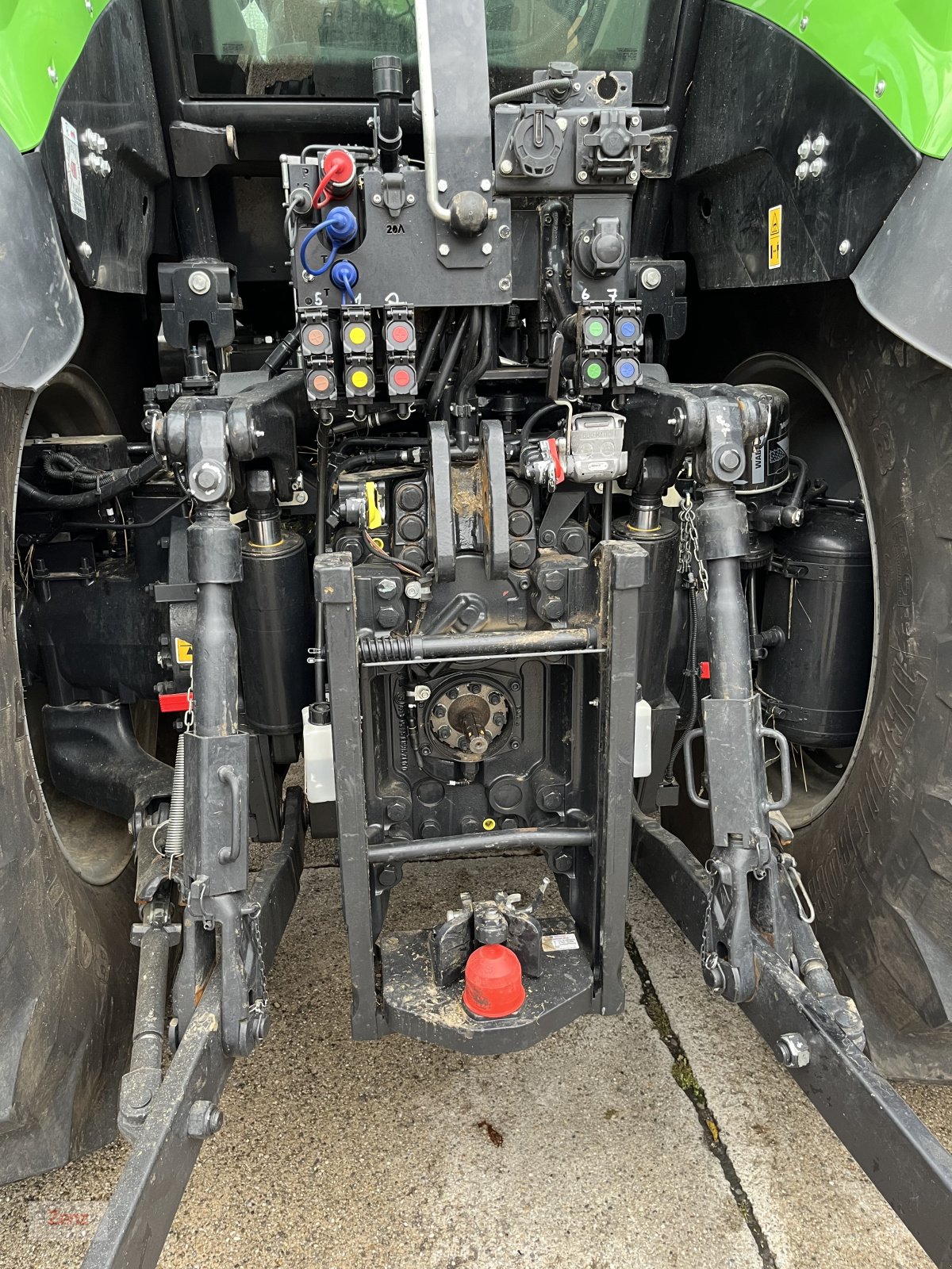 Traktor des Typs Deutz-Fahr Agrotron 8280 TTV, Gebrauchtmaschine in Gars (Bild 2)