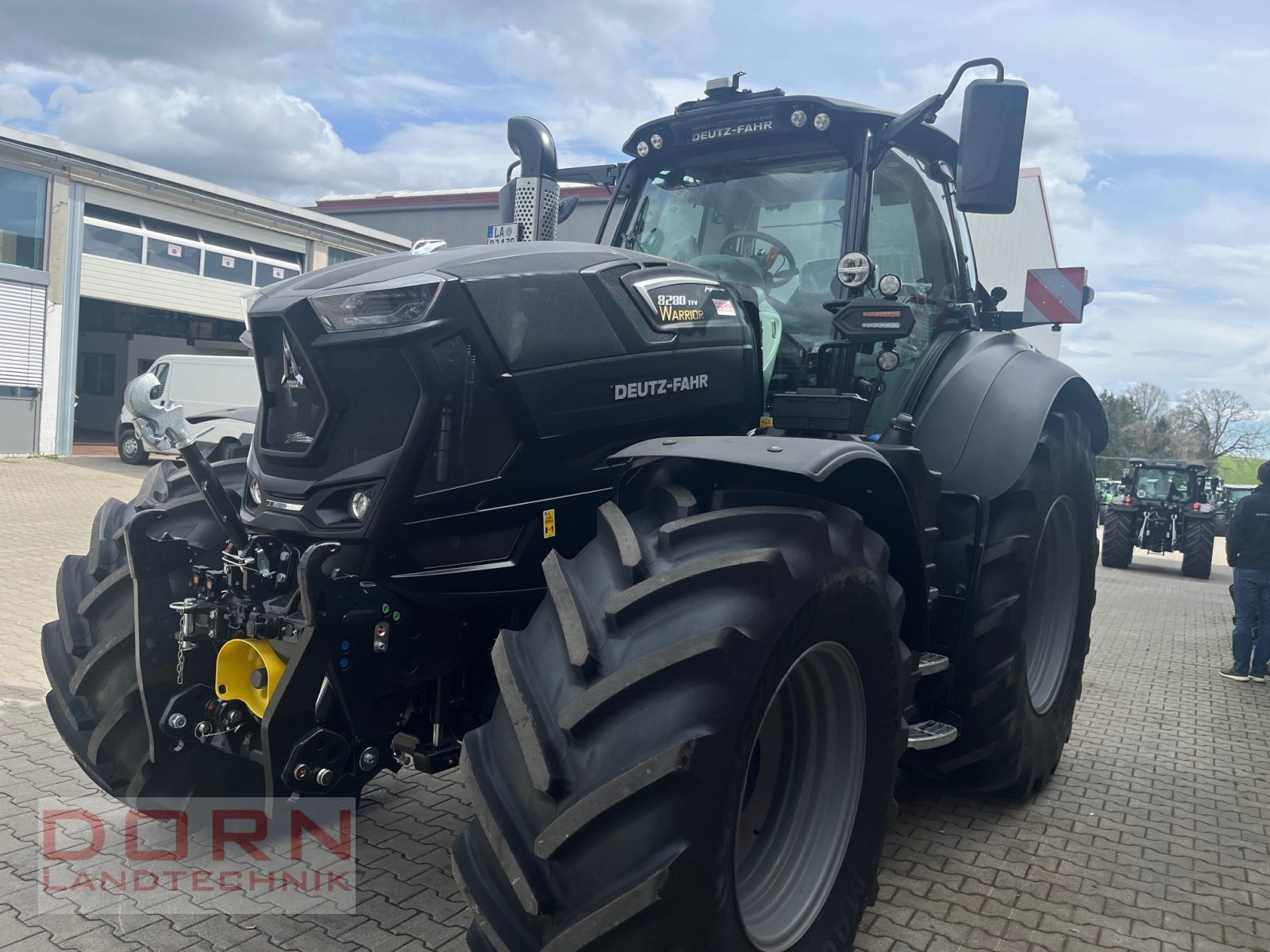 Traktor tip Deutz-Fahr Agrotron 8280 TTV, Neumaschine in Bruckberg (Poză 1)
