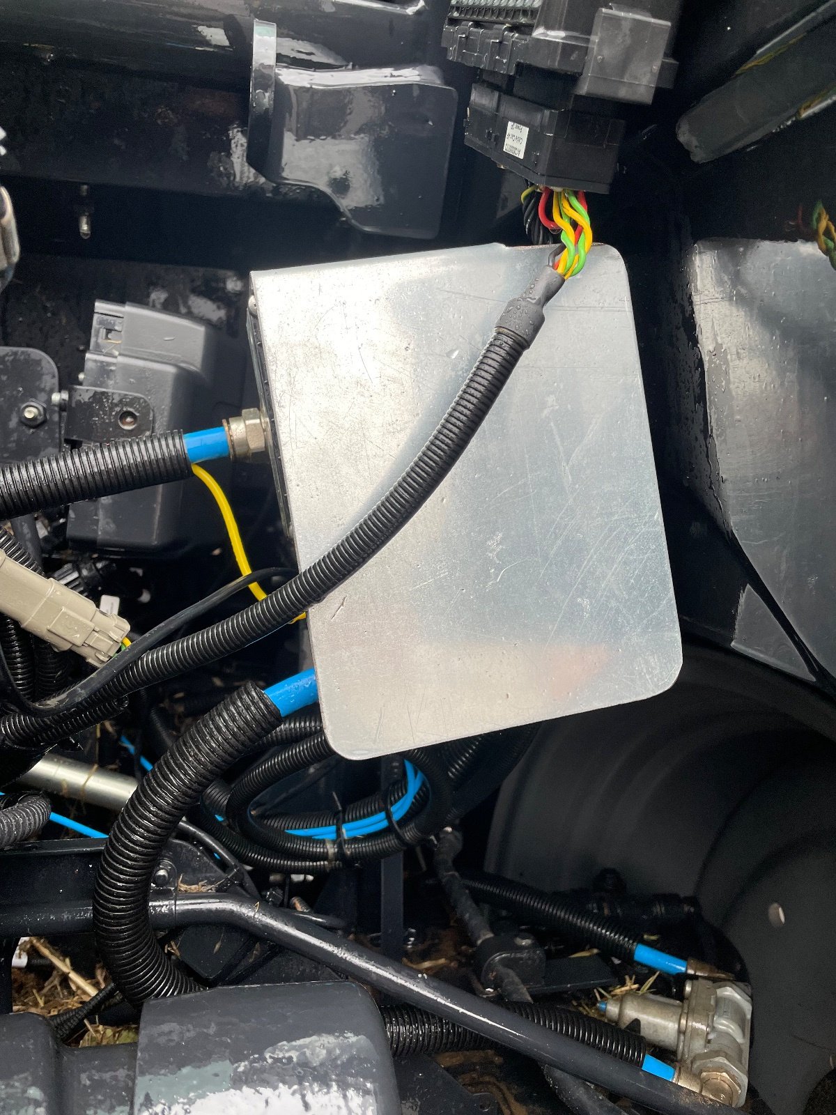 Traktor of the type Deutz-Fahr Agrotron 8280 TTV, Gebrauchtmaschine in Liebenau (Picture 12)