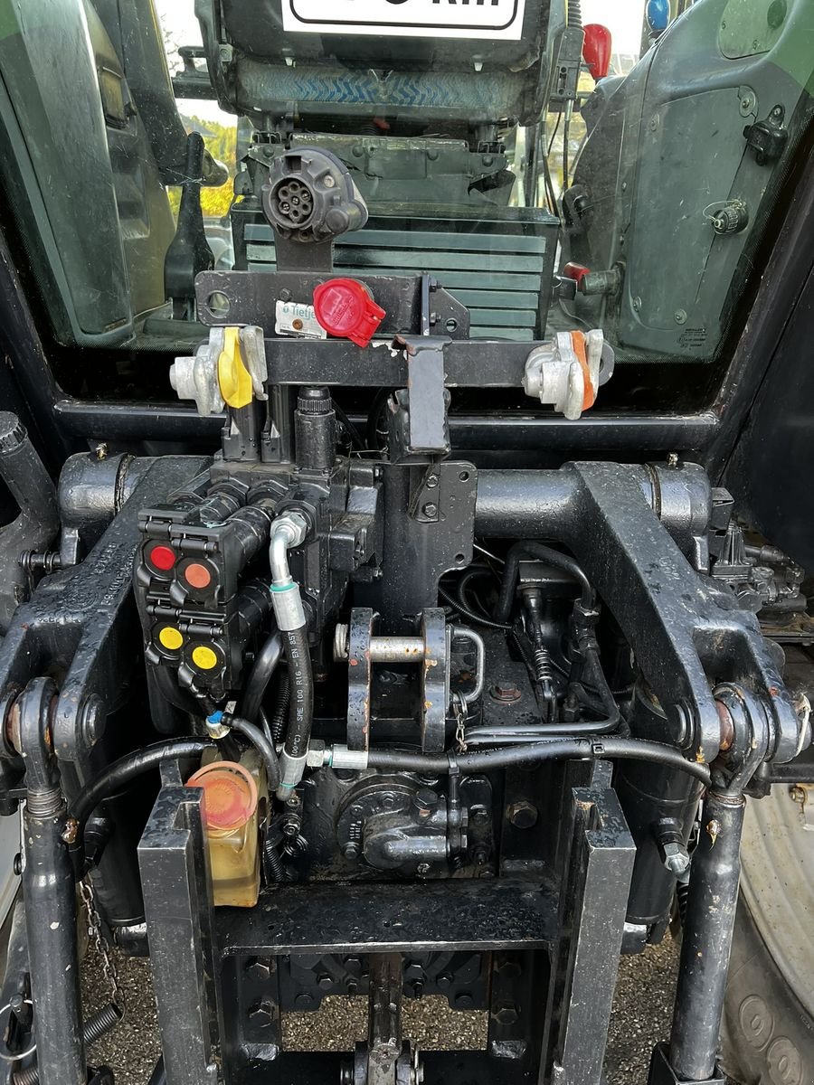 Traktor типа Deutz-Fahr Agrotron 85 Premium, Gebrauchtmaschine в Pischelsdorf (Фотография 4)