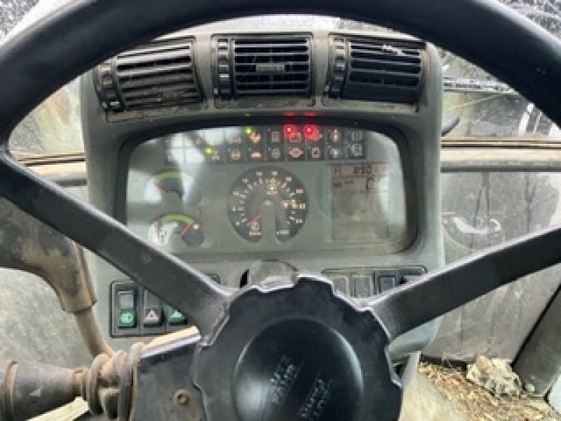 Traktor typu Deutz-Fahr AGROTRON 90 MK3, Gebrauchtmaschine v SAINT NIZIER DE FORNAS (Obrázek 4)