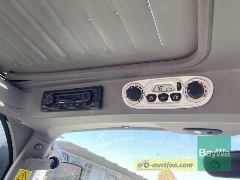 Deutz-Fahr AGROTRON 9340 TTV WARRIOR, Gebrauchtmaschine, Baujahr: 2023, Betriebsstunden: 1796 Stunden (Bild 8) Traktor des Typs Deutz-Fahr AGROTRON 9340 TTV WARRIOR, Gebrauchtmaschine in Obertraubling (Bild 8)