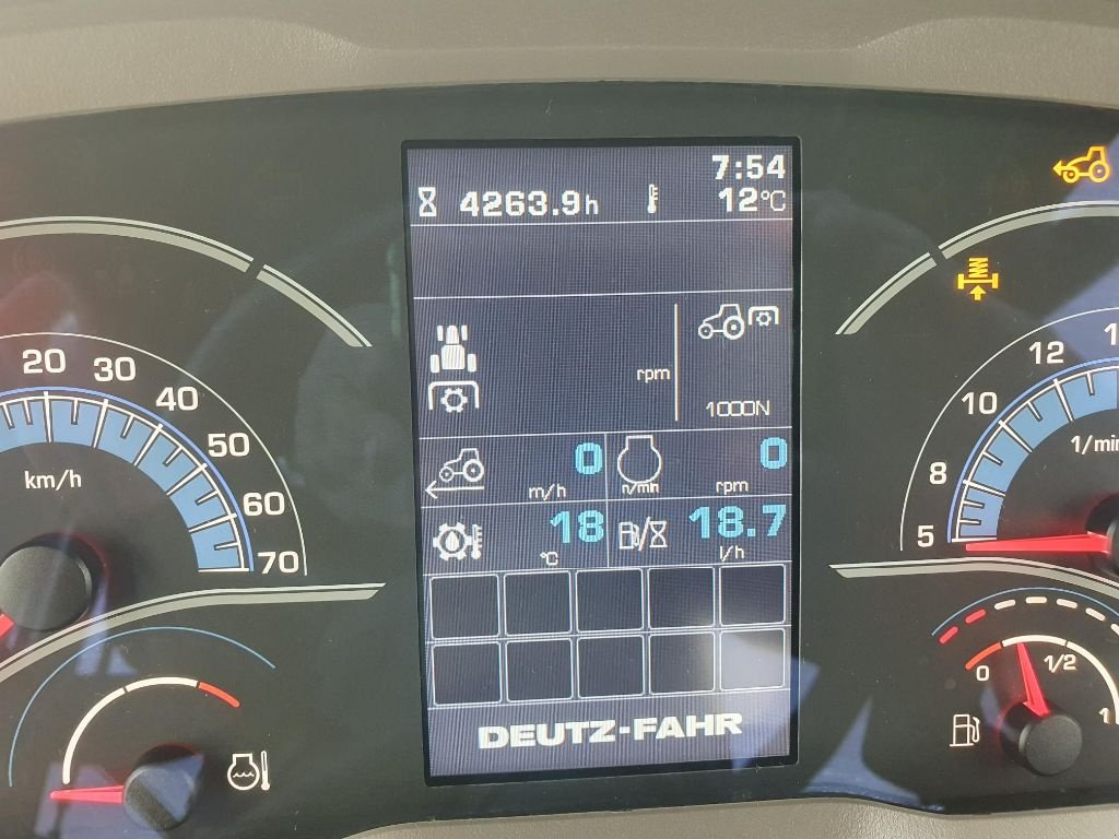 Traktor типа Deutz-Fahr AGROTRON 9340 TTV, Gebrauchtmaschine в DOMFRONT (Фотография 8)