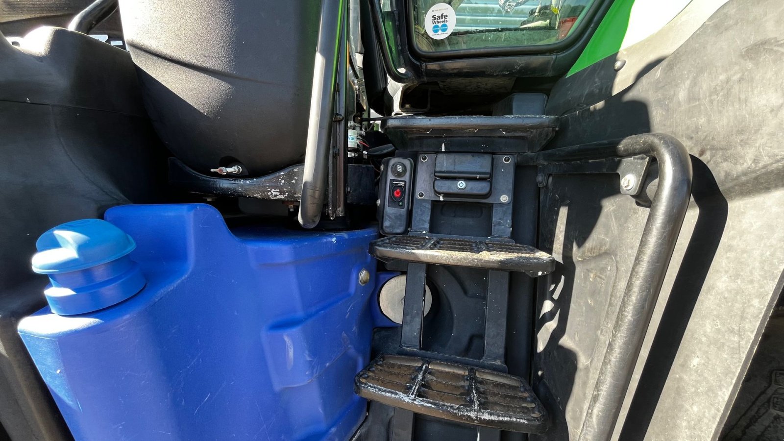 Traktor of the type Deutz-Fahr Agrotron 9340, Gebrauchtmaschine in Horsens (Picture 15)