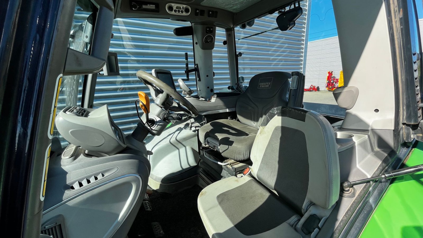 Traktor of the type Deutz-Fahr Agrotron 9340, Gebrauchtmaschine in Horsens (Picture 10)