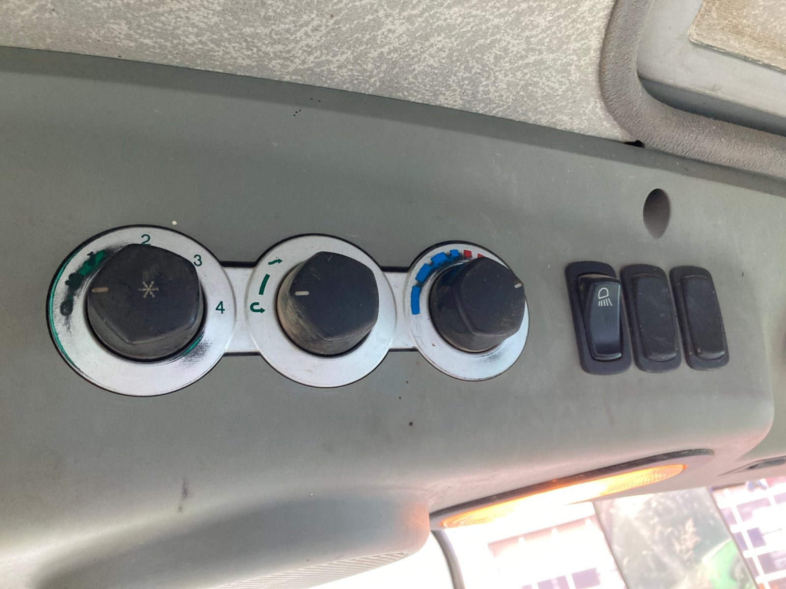 Traktor от тип Deutz-Fahr Agrotron K 100, Gebrauchtmaschine в Wülfershausen an der Saale (Снимка 22)