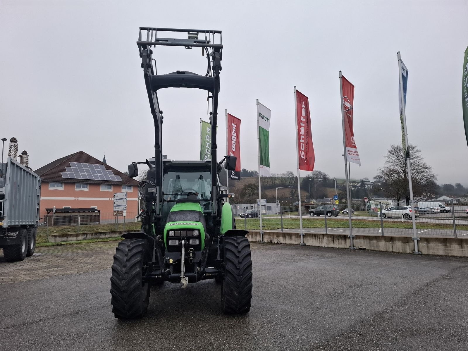 Traktor типа Deutz-Fahr Agrotron K 410 Premium Plus, Gebrauchtmaschine в Saxen (Фотография 4)
