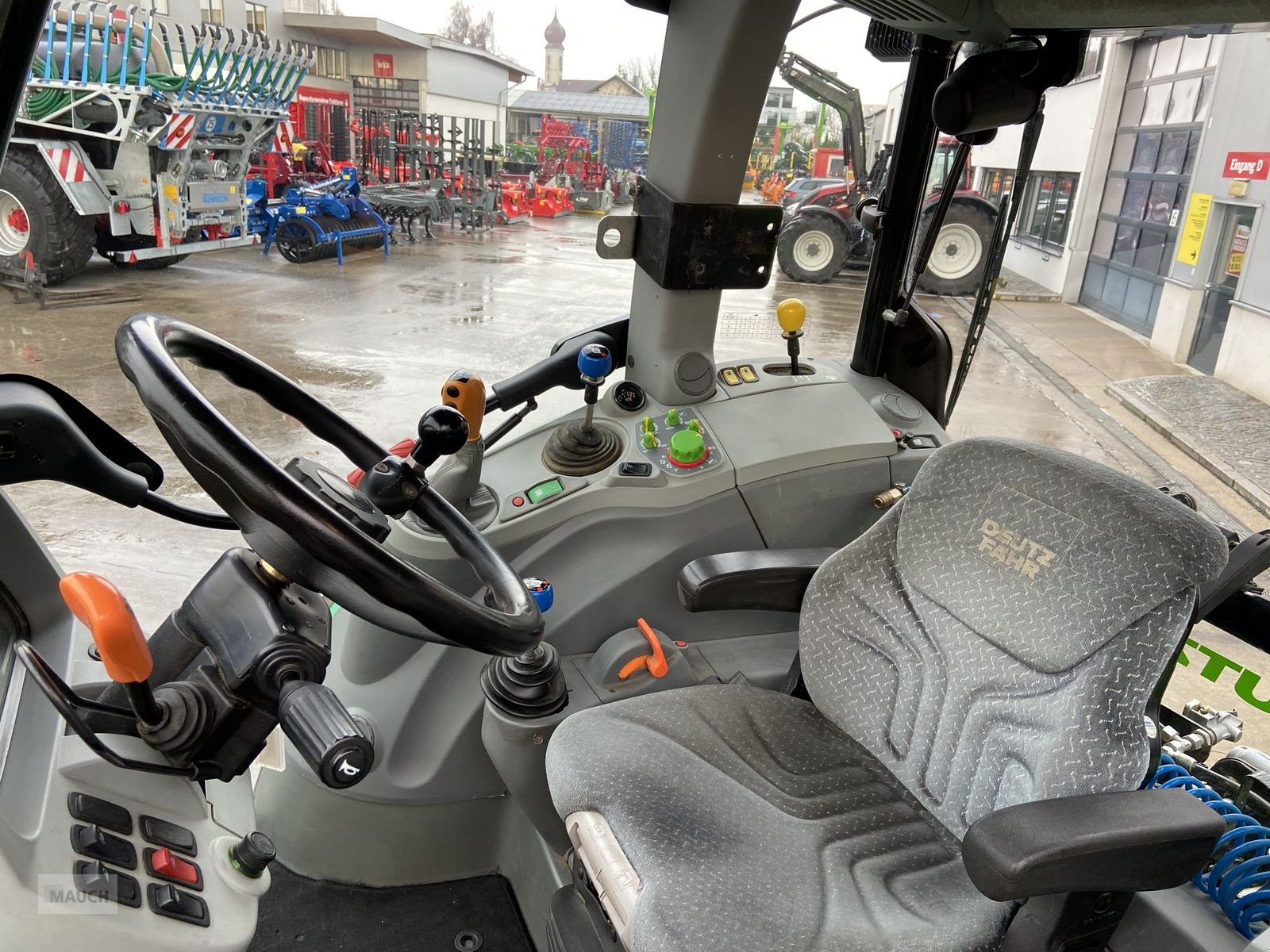 Traktor типа Deutz-Fahr Agrotron K 430 Premium, Gebrauchtmaschine в Burgkirchen (Фотография 11)