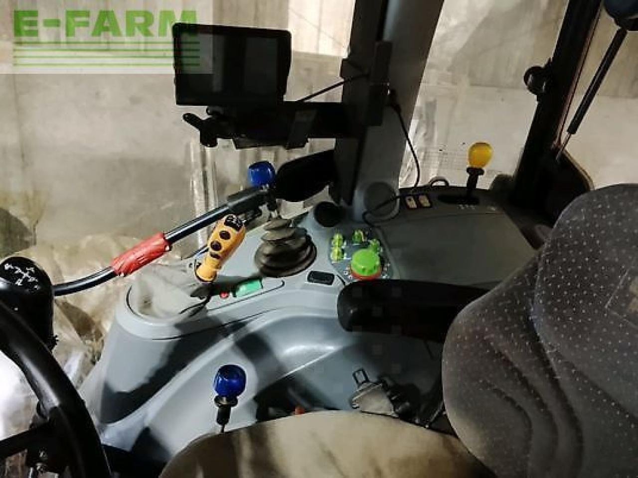 Traktor del tipo Deutz-Fahr agrotron k420, Gebrauchtmaschine In MONFERRAN (Immagine 9)