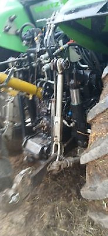 Traktor du type Deutz-Fahr AGROTRON K420, Gebrauchtmaschine en Revel (Photo 4)