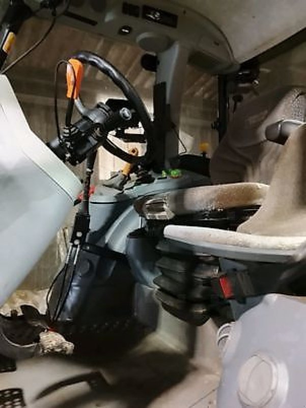 Traktor du type Deutz-Fahr AGROTRON K420, Gebrauchtmaschine en Revel (Photo 10)