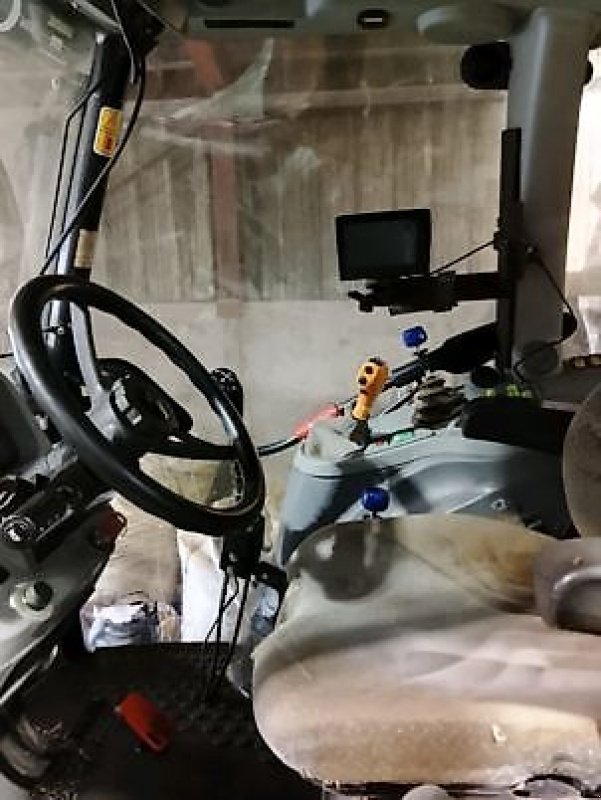 Traktor du type Deutz-Fahr AGROTRON K420, Gebrauchtmaschine en Revel (Photo 8)