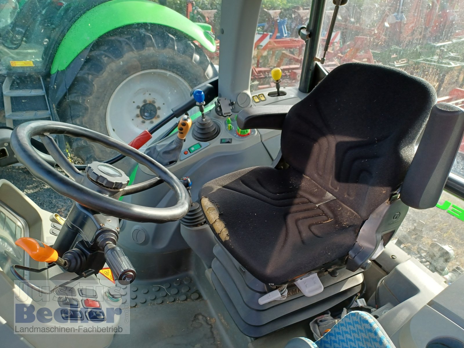 Traktor от тип Deutz-Fahr Agrotron K90, Gebrauchtmaschine в Weimar-Niederwalgern (Снимка 9)