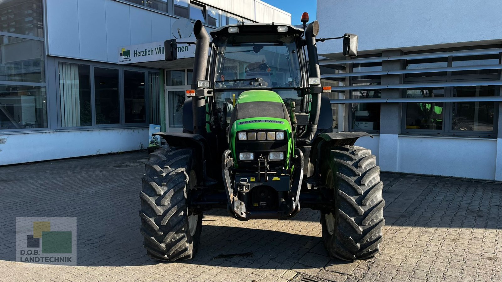 Traktor des Typs Deutz-Fahr Agrotron M 600, Gebrauchtmaschine in Regensburg (Bild 2)