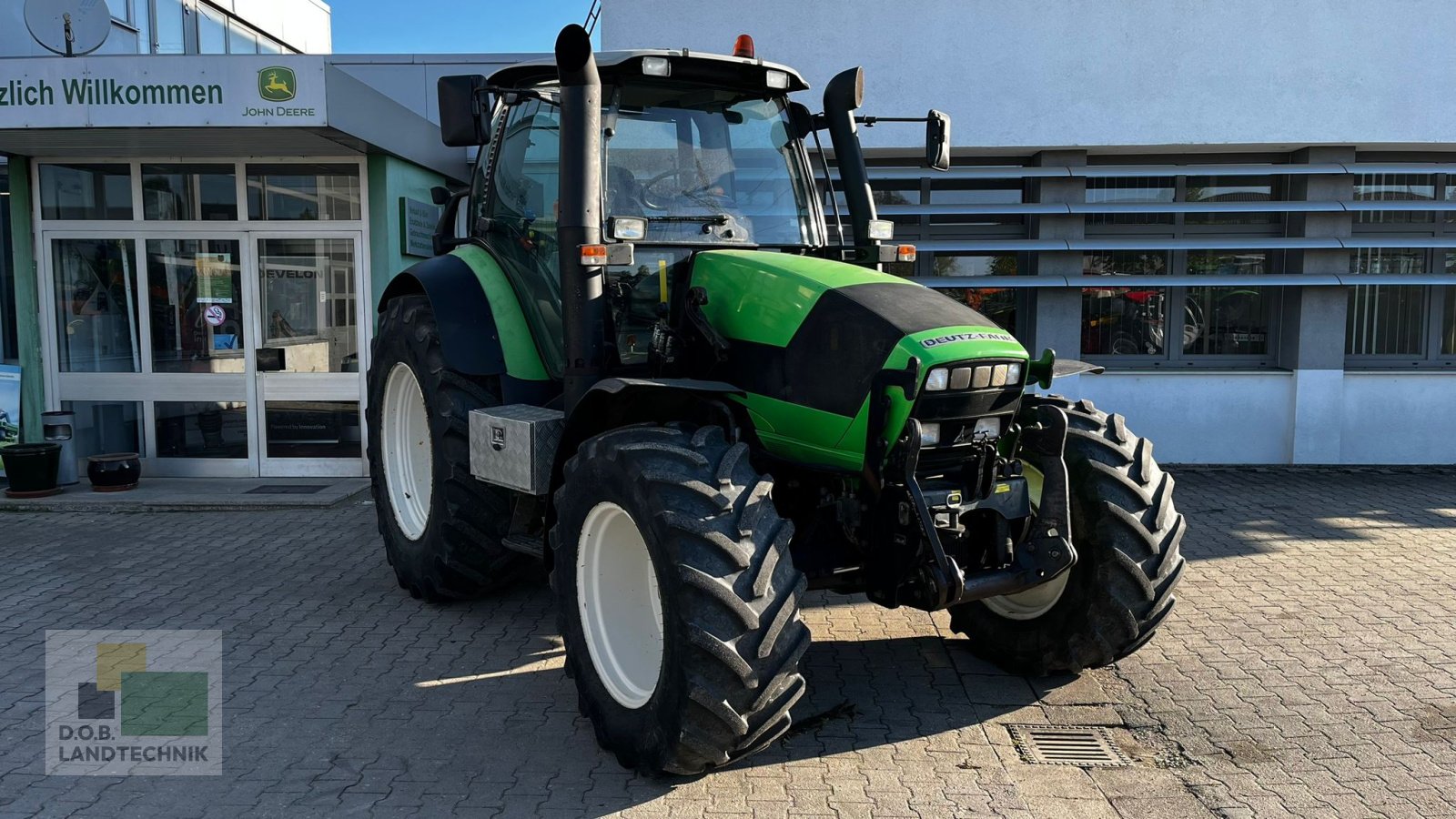 Traktor des Typs Deutz-Fahr Agrotron M 600, Gebrauchtmaschine in Regensburg (Bild 4)