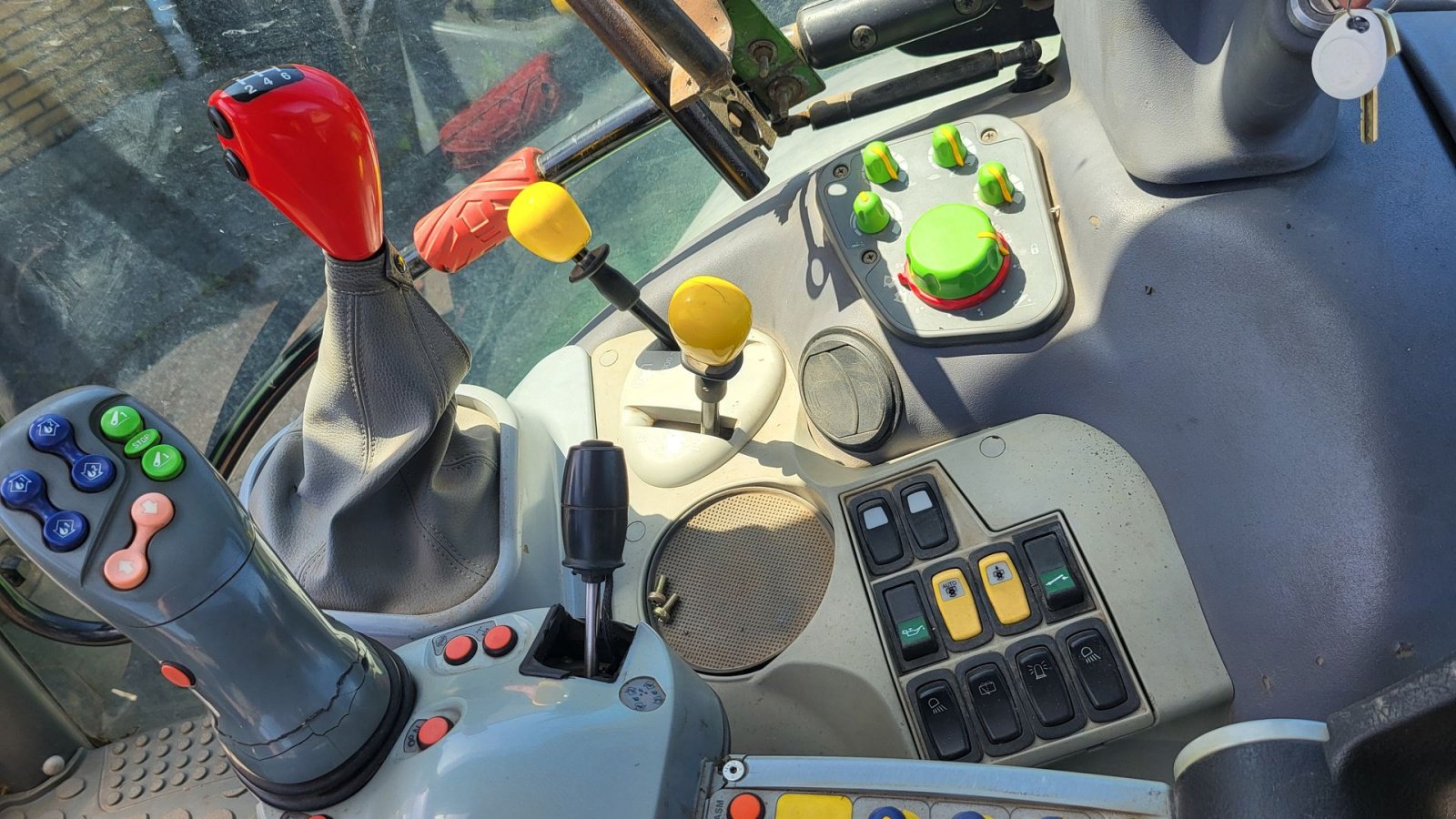 Traktor типа Deutz-Fahr Agrotron M 620 M 620 profiline Quicke Q75 frontlæsser, Gebrauchtmaschine в Sabro (Фотография 6)