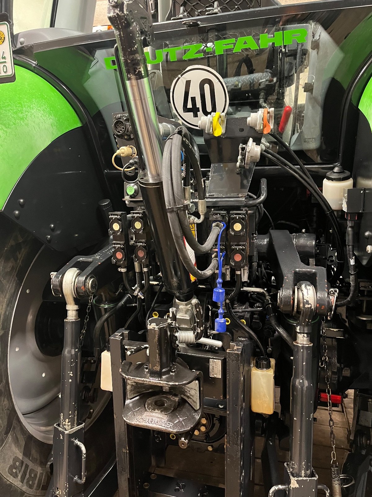 Traktor of the type Deutz-Fahr Agrotron M 625 Profiline, Gebrauchtmaschine in Erding (Picture 5)