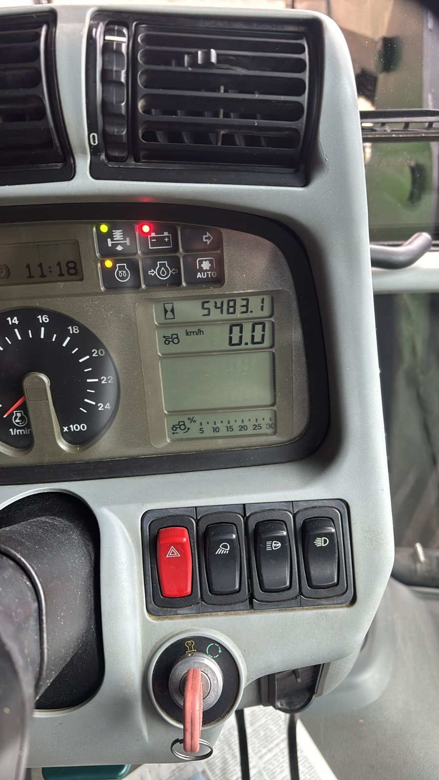 Traktor Türe ait Deutz-Fahr Agrotron M 625, Gebrauchtmaschine içinde Eching (resim 3)