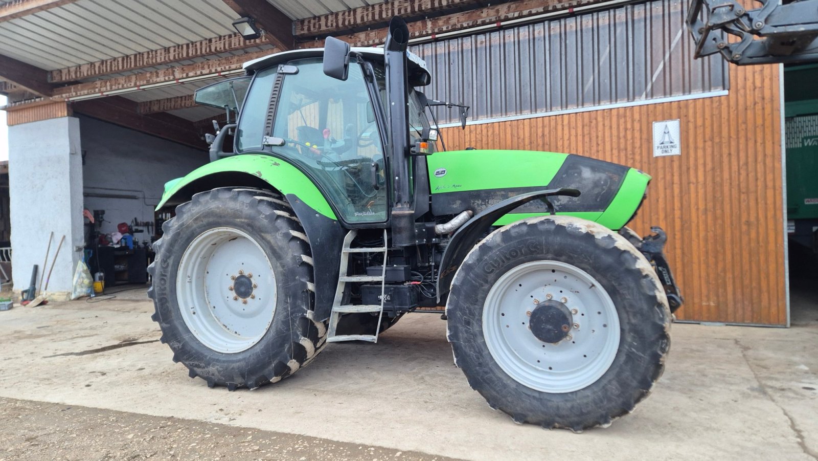 Traktor van het type Deutz-Fahr Agrotron M 650 Profiline, Gebrauchtmaschine in Unterschwaningen (Foto 1)