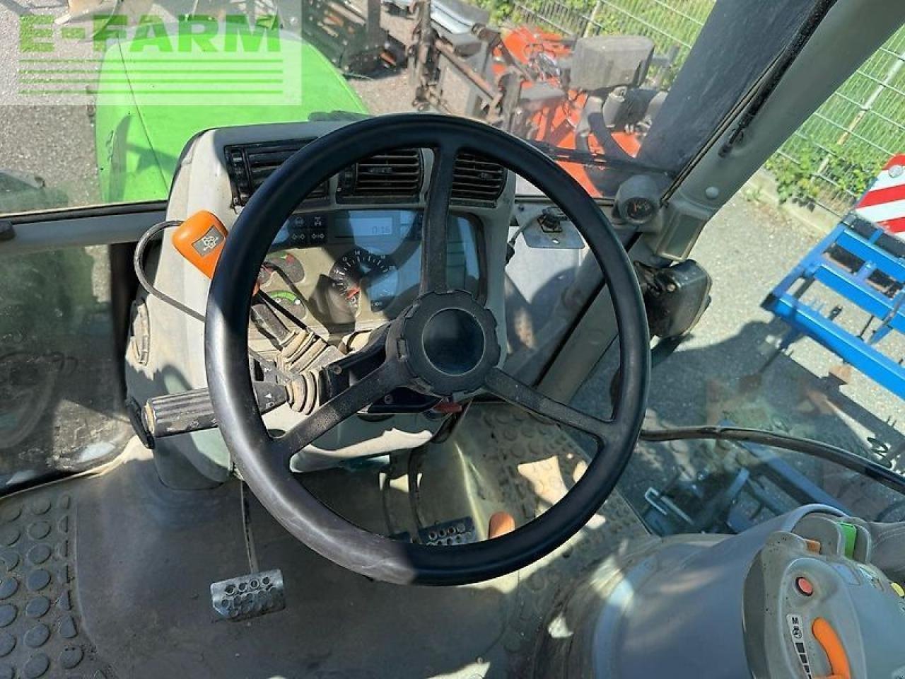 Traktor van het type Deutz-Fahr agrotron m410, Gebrauchtmaschine in HAMERSEN (Foto 7)