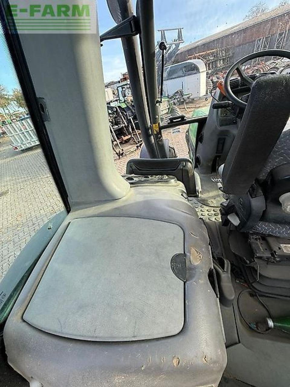 Traktor des Typs Deutz-Fahr agrotron m600 motor neu !, Gebrauchtmaschine in HAMERSEN (Bild 11)