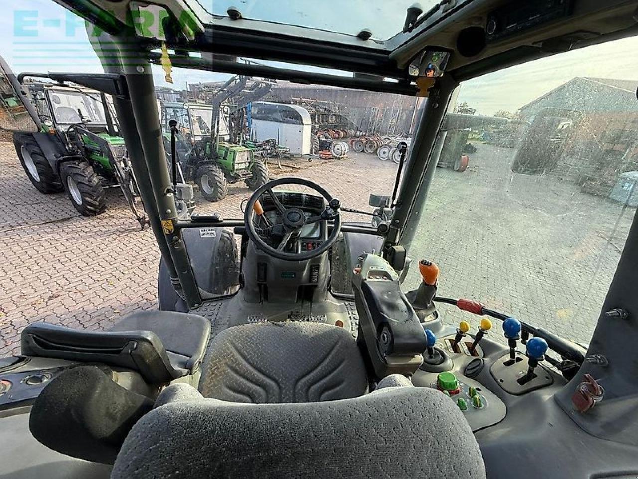 Traktor от тип Deutz-Fahr agrotron m600 motor neu !, Gebrauchtmaschine в HAMERSEN (Снимка 5)