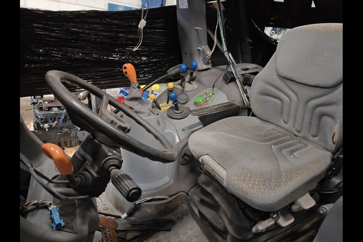 Traktor от тип Deutz-Fahr Agrotron M620, Gebrauchtmaschine в Viborg (Снимка 5)