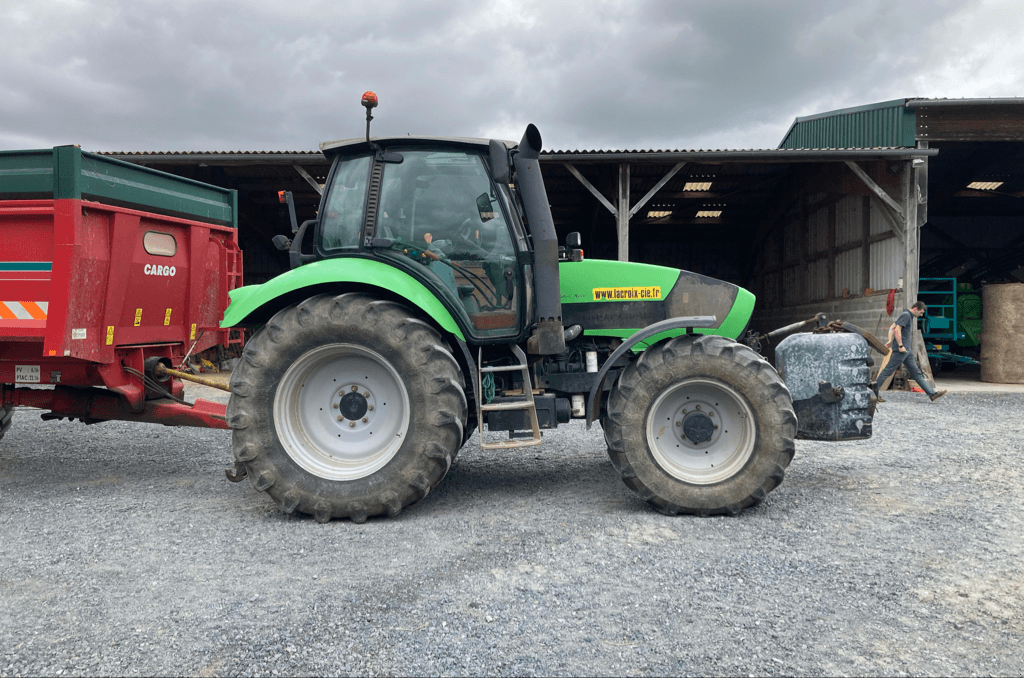 Traktor tip Deutz-Fahr AGROTRON M620, Gebrauchtmaschine in CINTHEAUX (Poză 6)