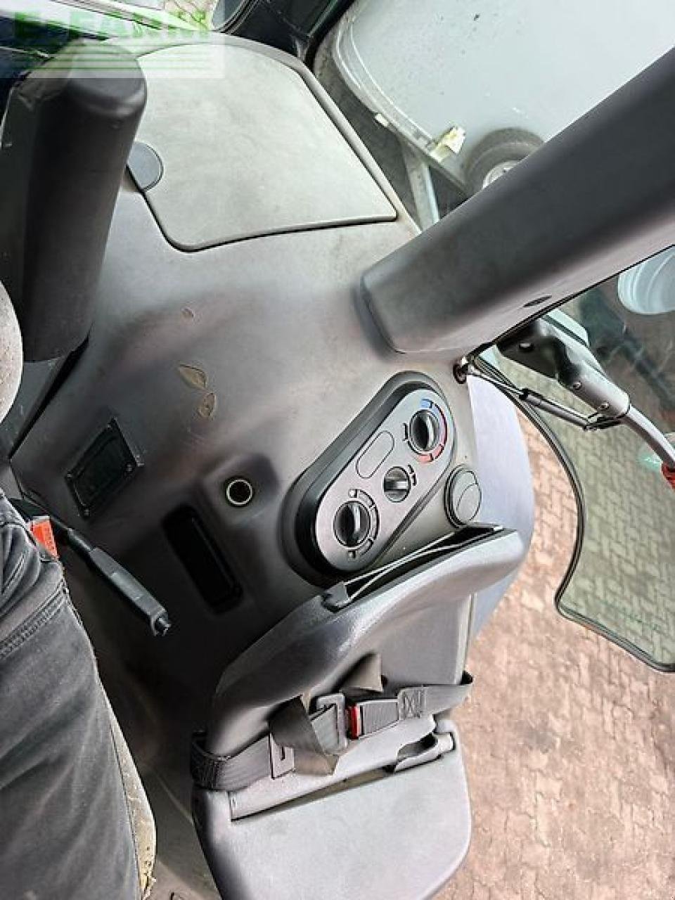 Traktor des Typs Deutz-Fahr agrotron m620, Gebrauchtmaschine in HAMERSEN (Bild 10)