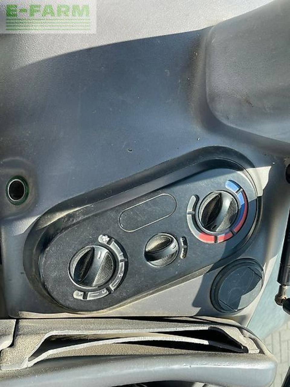 Traktor от тип Deutz-Fahr agrotron m620, Gebrauchtmaschine в gg VEGHEL (Снимка 14)