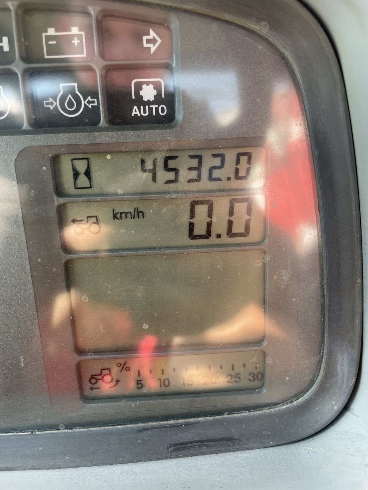 Traktor типа Deutz-Fahr Agrotron TTV 610, Gebrauchtmaschine в Harmannsdorf (Фотография 4)