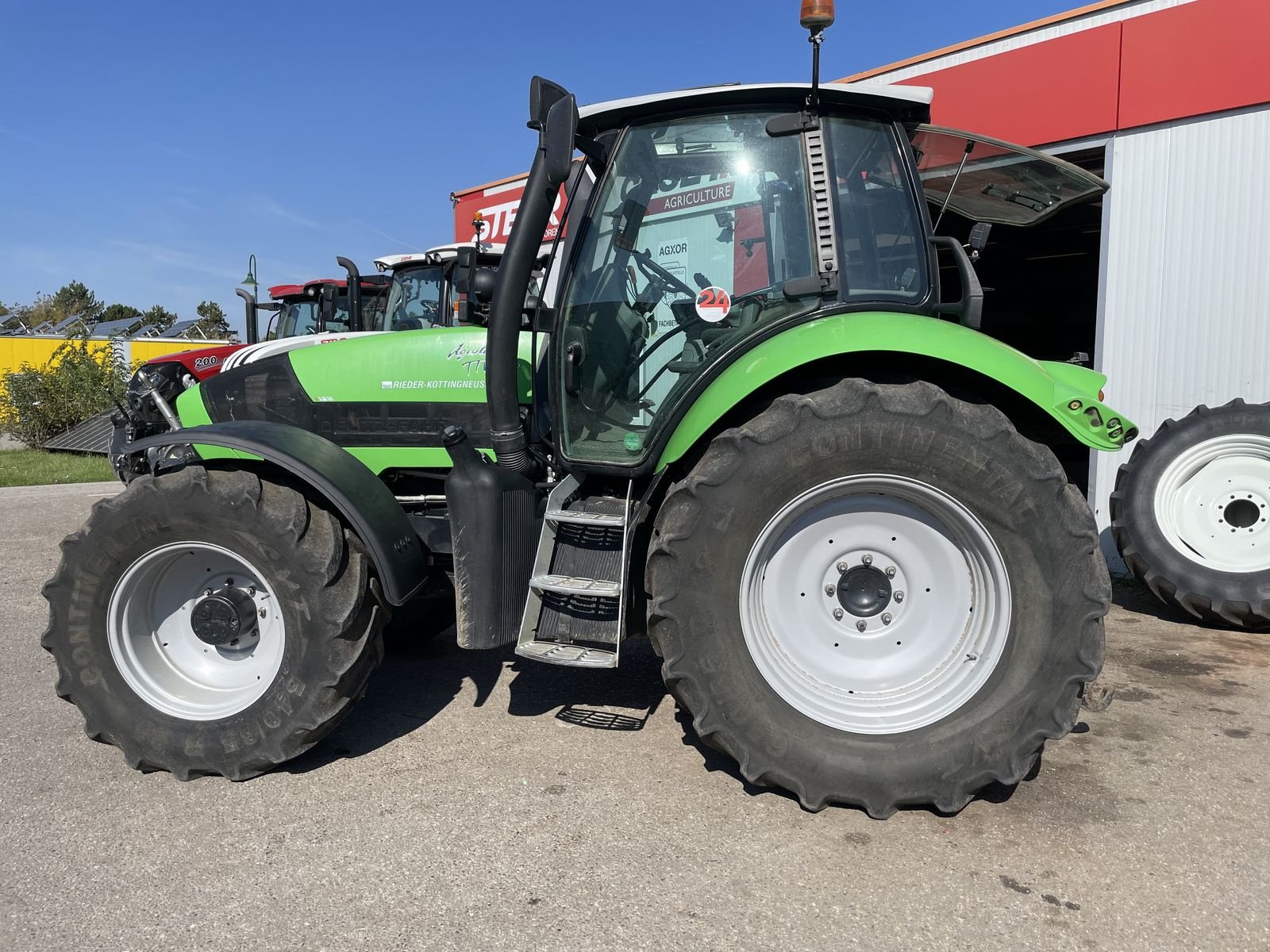 Traktor типа Deutz-Fahr Agrotron TTV 610, Gebrauchtmaschine в Harmannsdorf (Фотография 1)