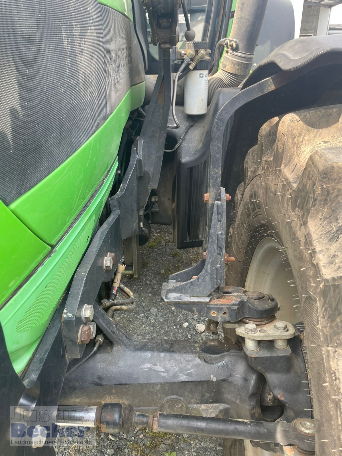 Traktor of the type Deutz-Fahr Agrotron TTV 610, Gebrauchtmaschine in Weimar-Niederwalgern (Picture 4)