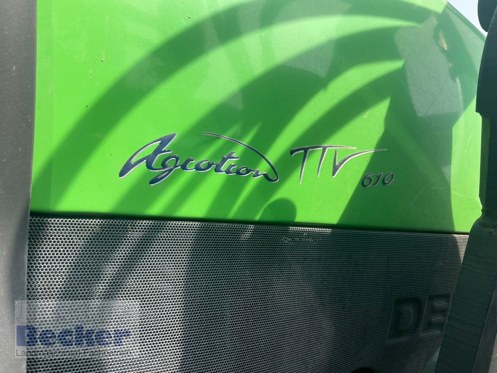 Traktor of the type Deutz-Fahr Agrotron TTV 610, Gebrauchtmaschine in Weimar-Niederwalgern (Picture 5)