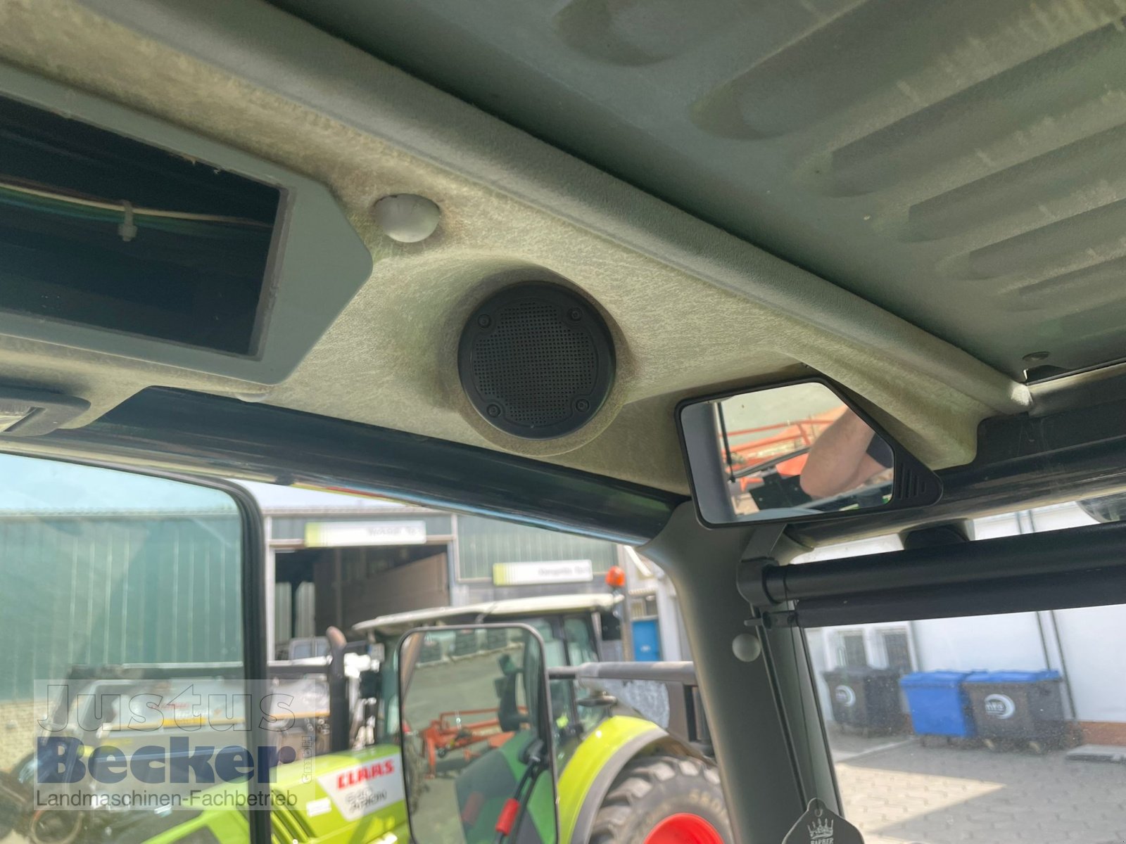 Traktor of the type Deutz-Fahr Agrotron TTV 610, Gebrauchtmaschine in Weimar-Niederwalgern (Picture 12)