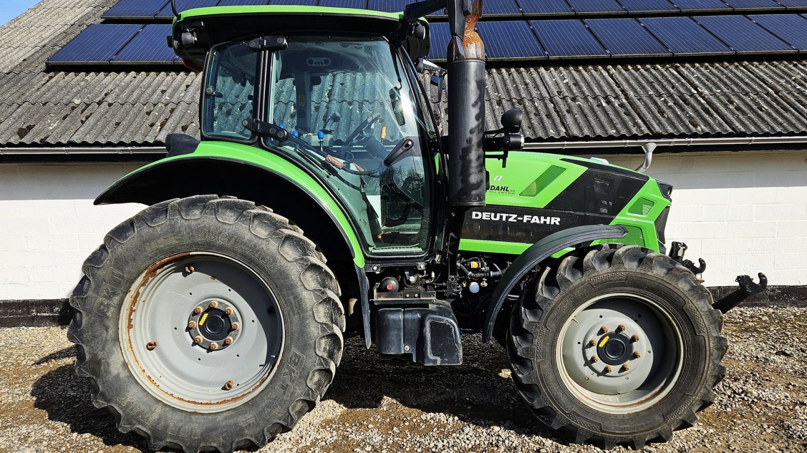 Traktor des Typs Deutz-Fahr Agrotron TTV 6140 / 3600 timer / frontlift / afj. foraksel / hitch, Gebrauchtmaschine in Arden (Bild 1)