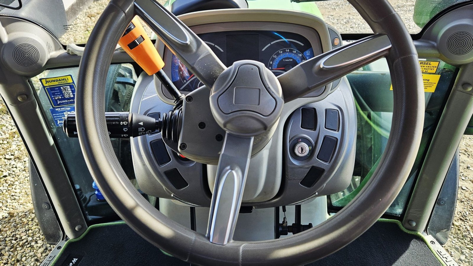 Traktor des Typs Deutz-Fahr Agrotron TTV 6140 / 3600 timer / frontlift / afj. foraksel / hitch, Gebrauchtmaschine in Arden (Bild 15)