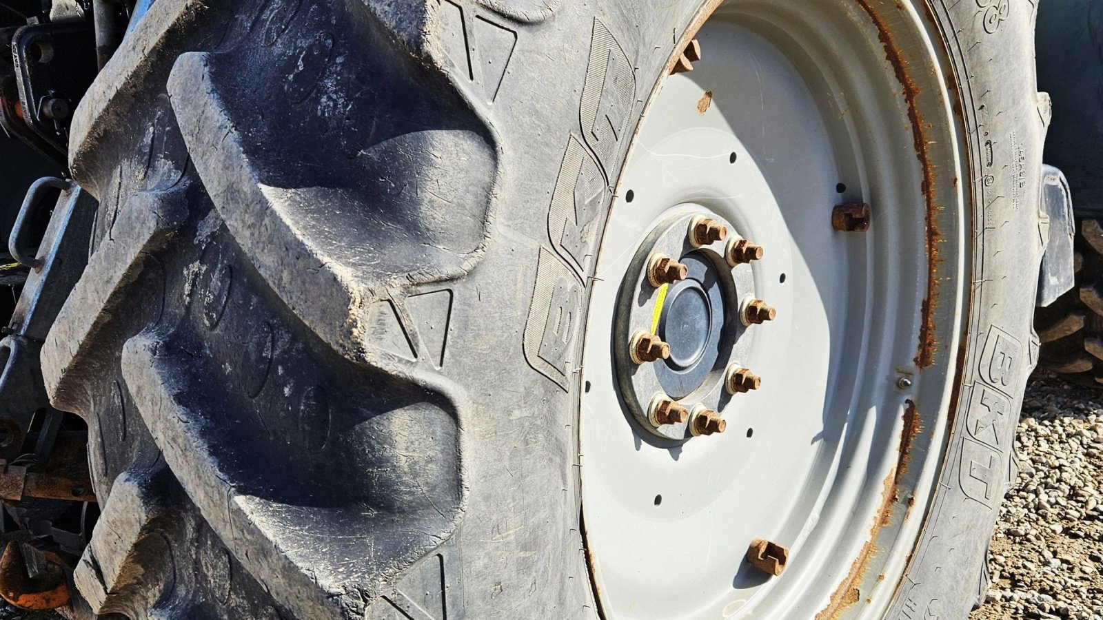 Traktor des Typs Deutz-Fahr Agrotron TTV 6140 / 3600 timer / frontlift / afj. foraksel / hitch, Gebrauchtmaschine in Arden (Bild 12)