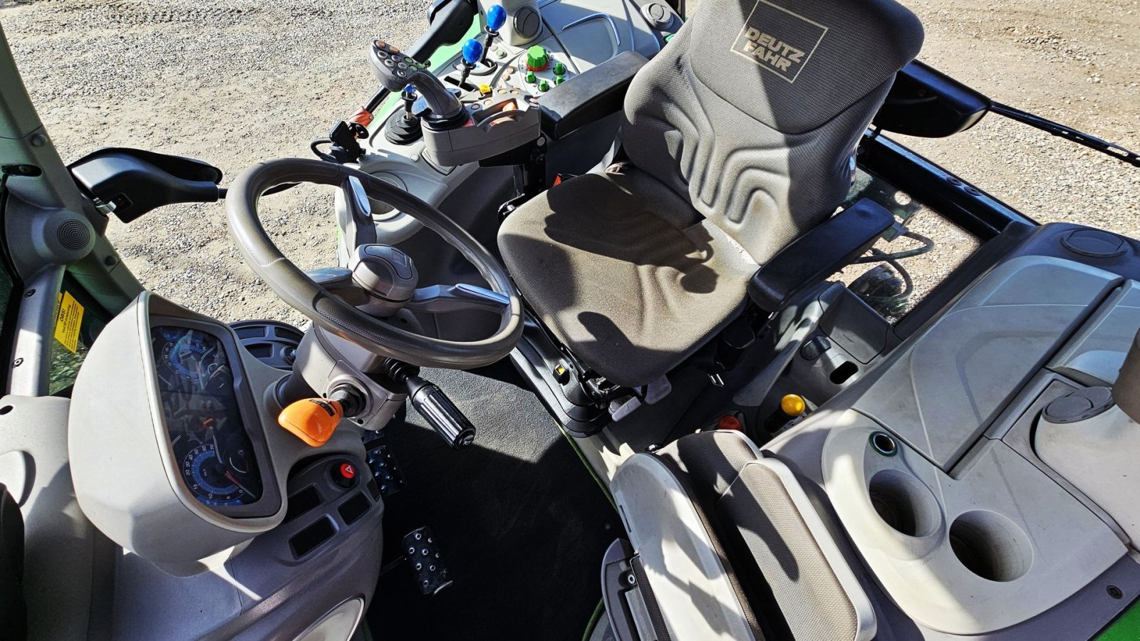 Traktor des Typs Deutz-Fahr Agrotron TTV 6140 / 3600 timer / frontlift / afj. foraksel / hitch, Gebrauchtmaschine in Arden (Bild 14)