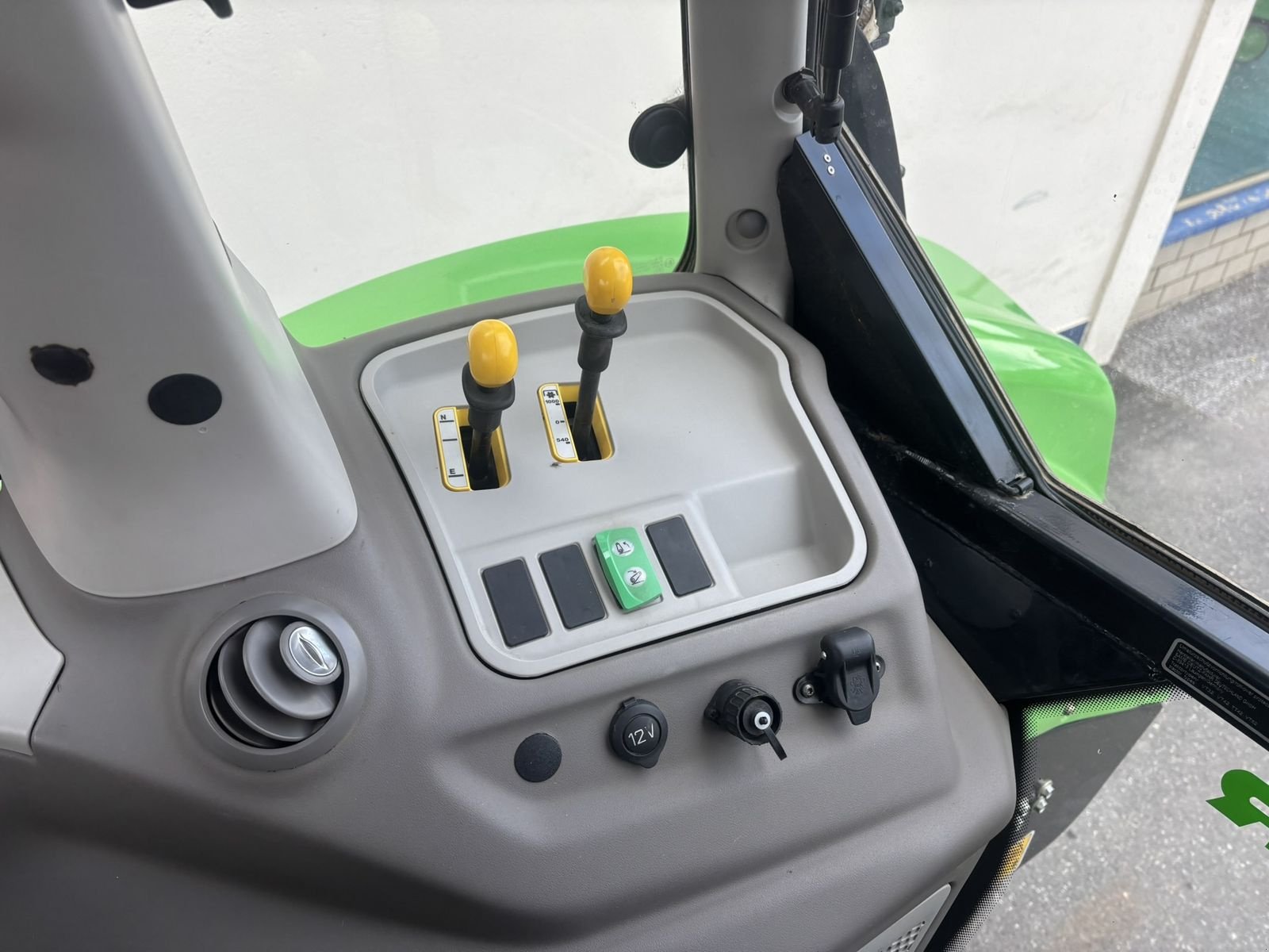 Traktor от тип Deutz-Fahr Agrotron TTV 6160, Gebrauchtmaschine в Göpfritz (Снимка 13)