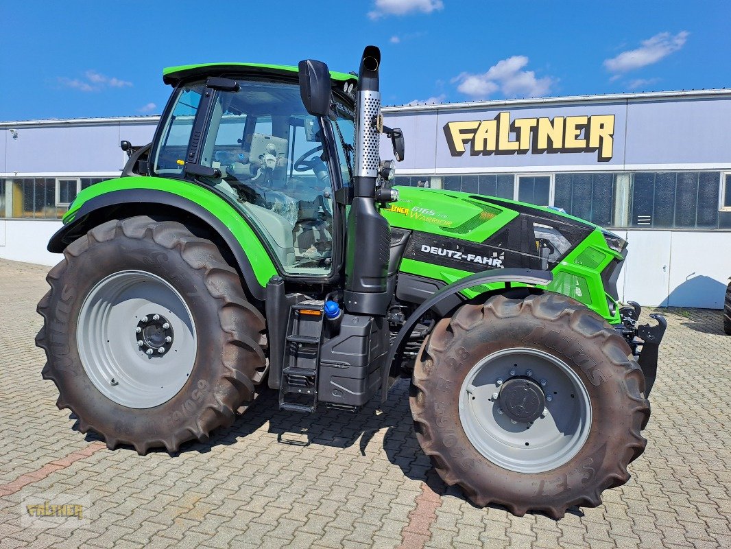 Traktor of the type Deutz-Fahr Agrotron TTV 6165, Neumaschine in Büchlberg (Picture 1)