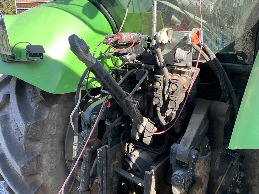 Traktor of the type Deutz-Fahr AGROTRON TTV 620, Gebrauchtmaschine in SAINT NIZIER DE FORNAS (Picture 5)
